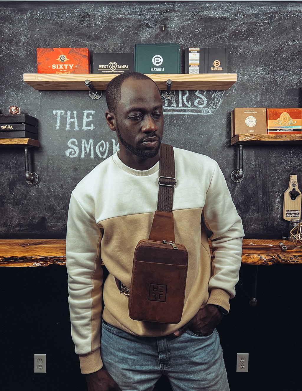 The Herf Crossbody 2.0 – Premium Leather Cigar Case